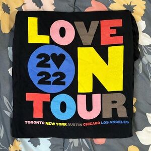 Harry Styles Love on Tour Shirt